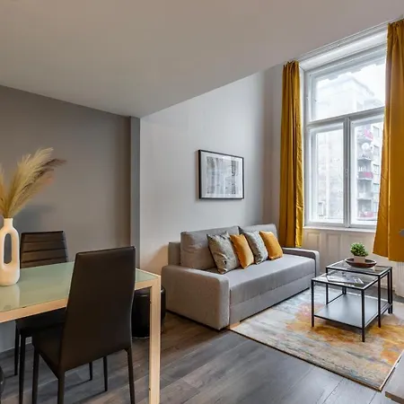 דירה Deluxe By Bella