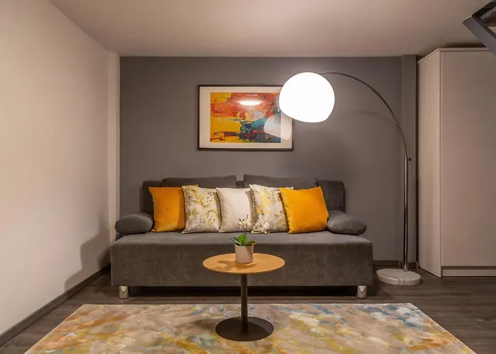 Deluxe By Bella * Budapest